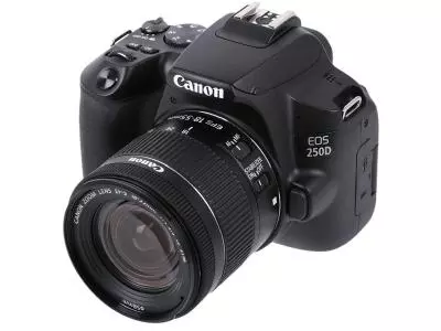 Фотокамера Canon EOS 250D Kit EF-s 18-55mm f/3.5-5.6 III черный